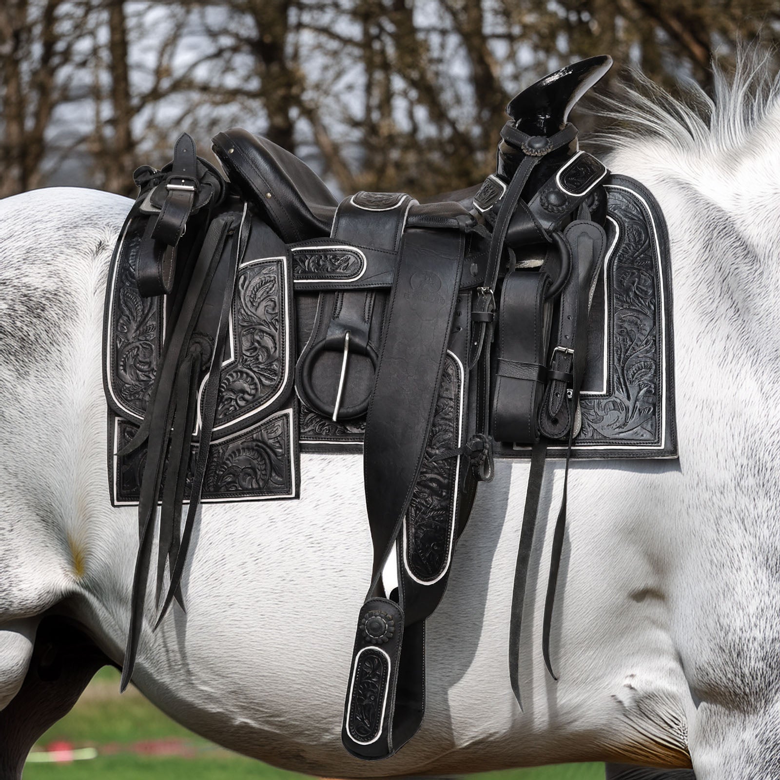 Montura Cuadrada Negro Cincelada