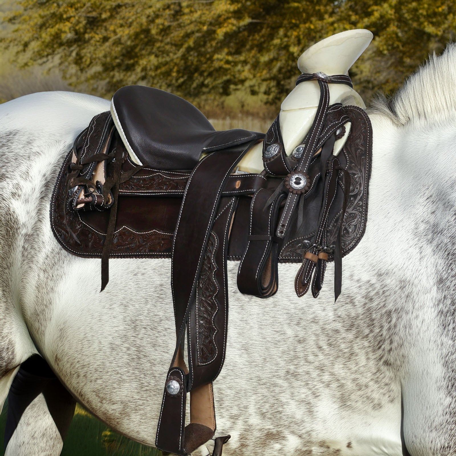 Montura charra fuste natural cantina cuadrada