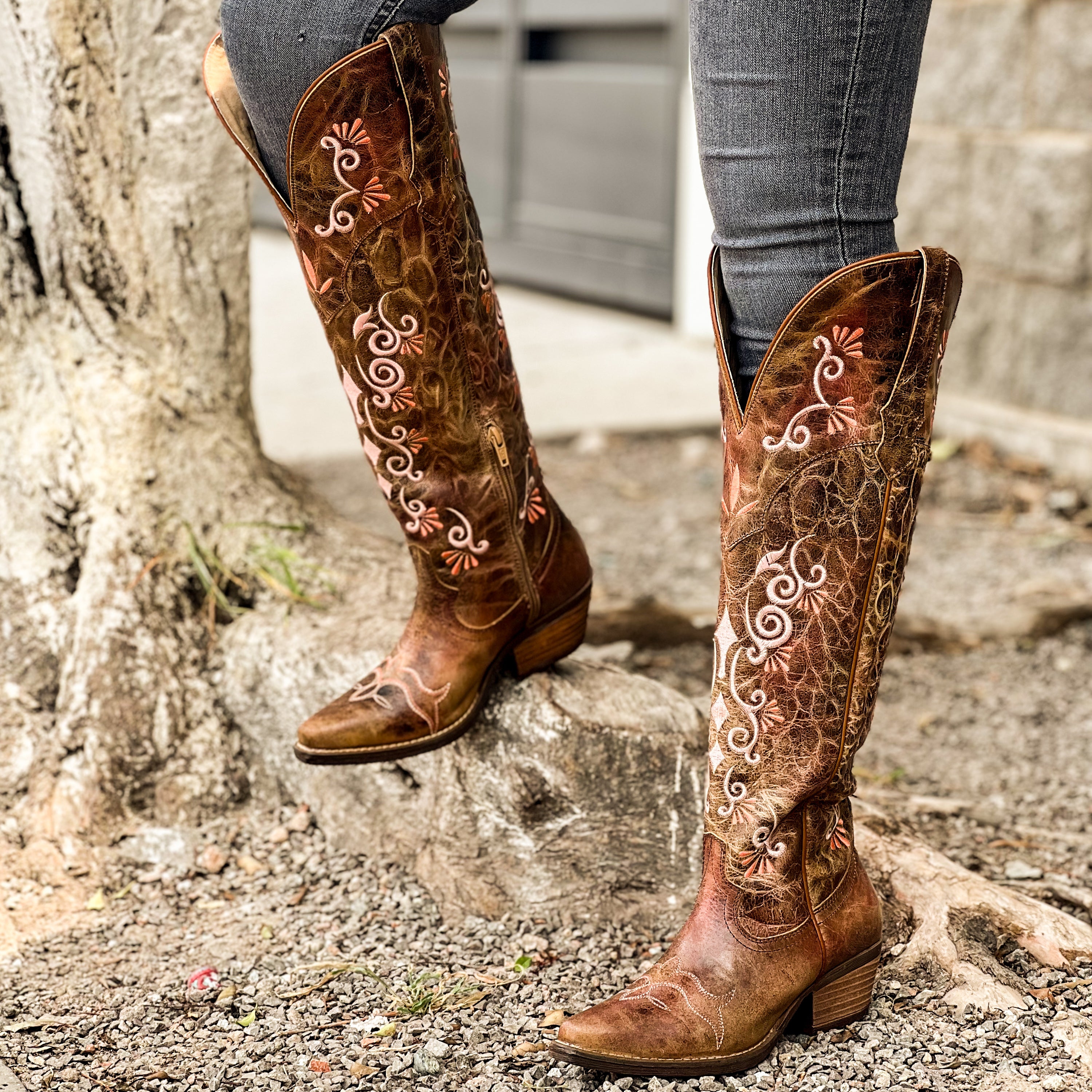 Bota vaquera para dama de piel modelo Cherry