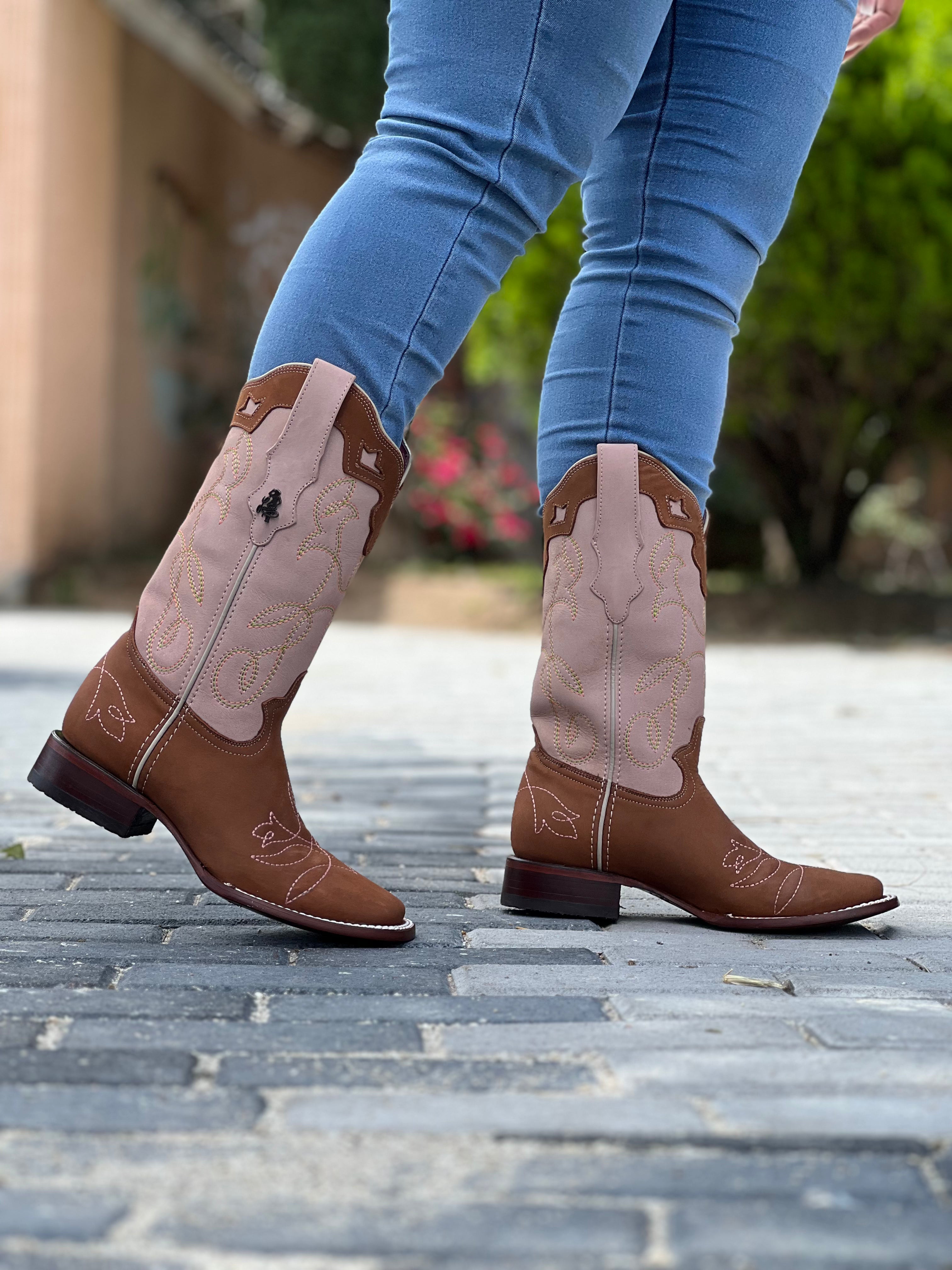 Bota vaquera para dama de piel modelo Palmira