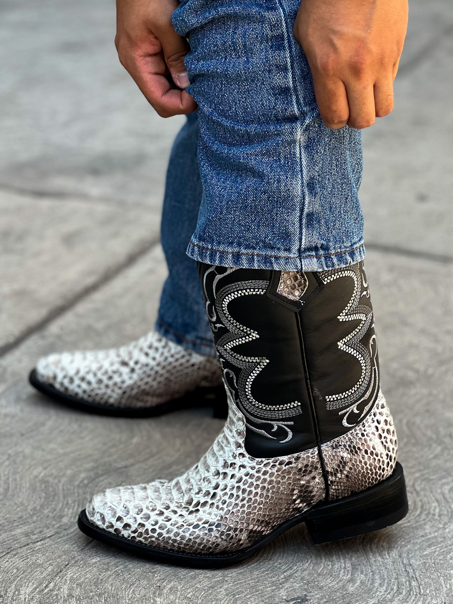 Bota Vaquera Oval Pitón Natural