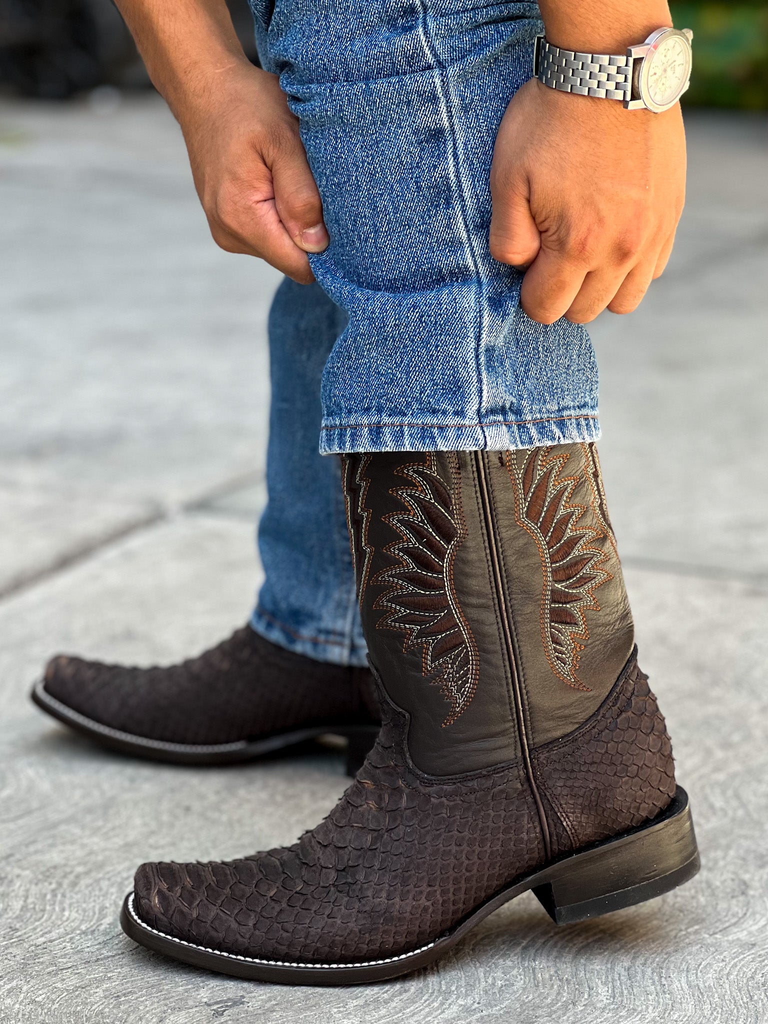 Bota Vaquera Dubái Pitón Nobuck Cafe