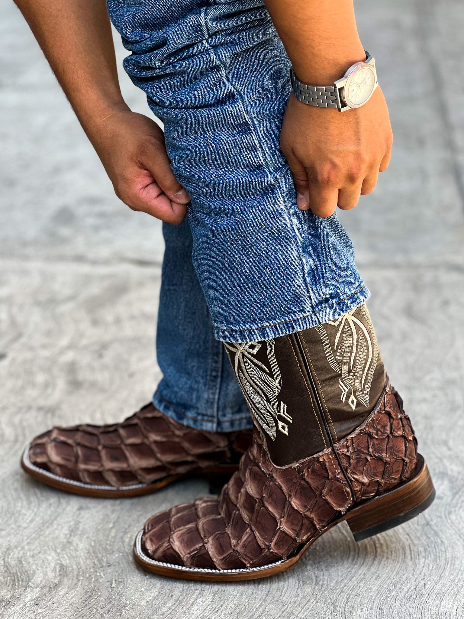 Bota Vaquera Bulldog Pescado Nobuck Cafe