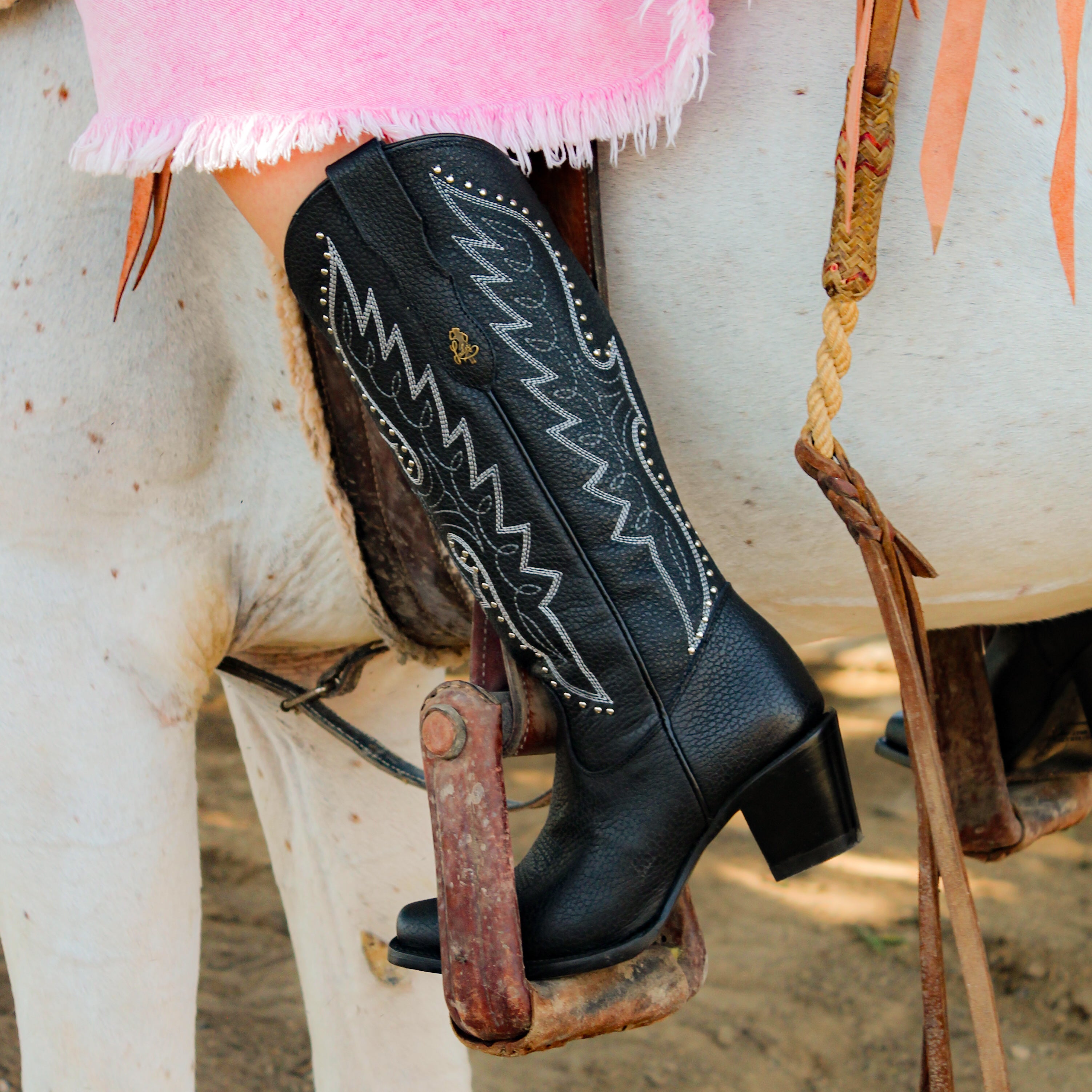 Bota vaquera para dama de piel modelo Liberty alta
