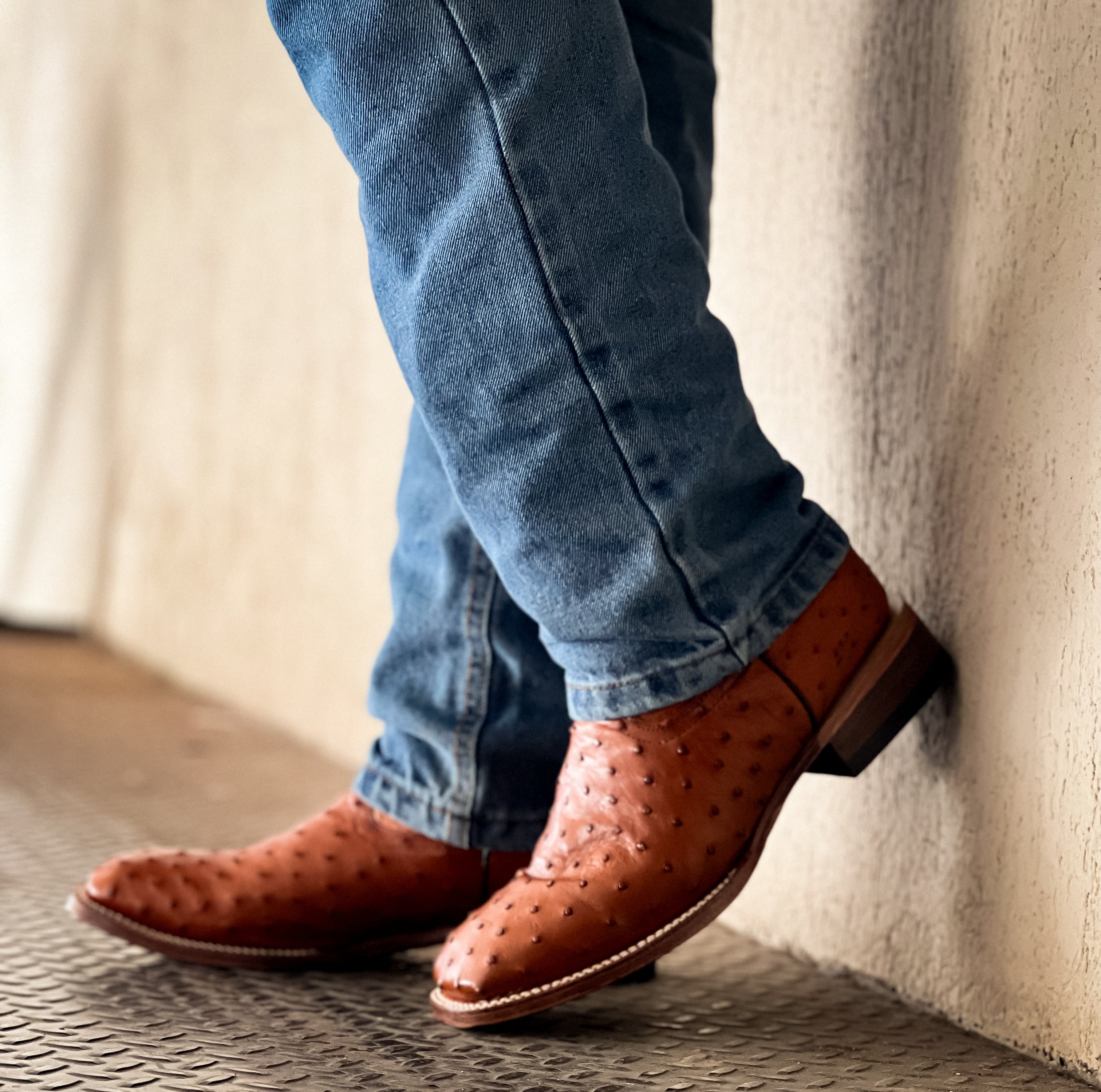 Bota Vaquera Bulldog Avestruz Coñac