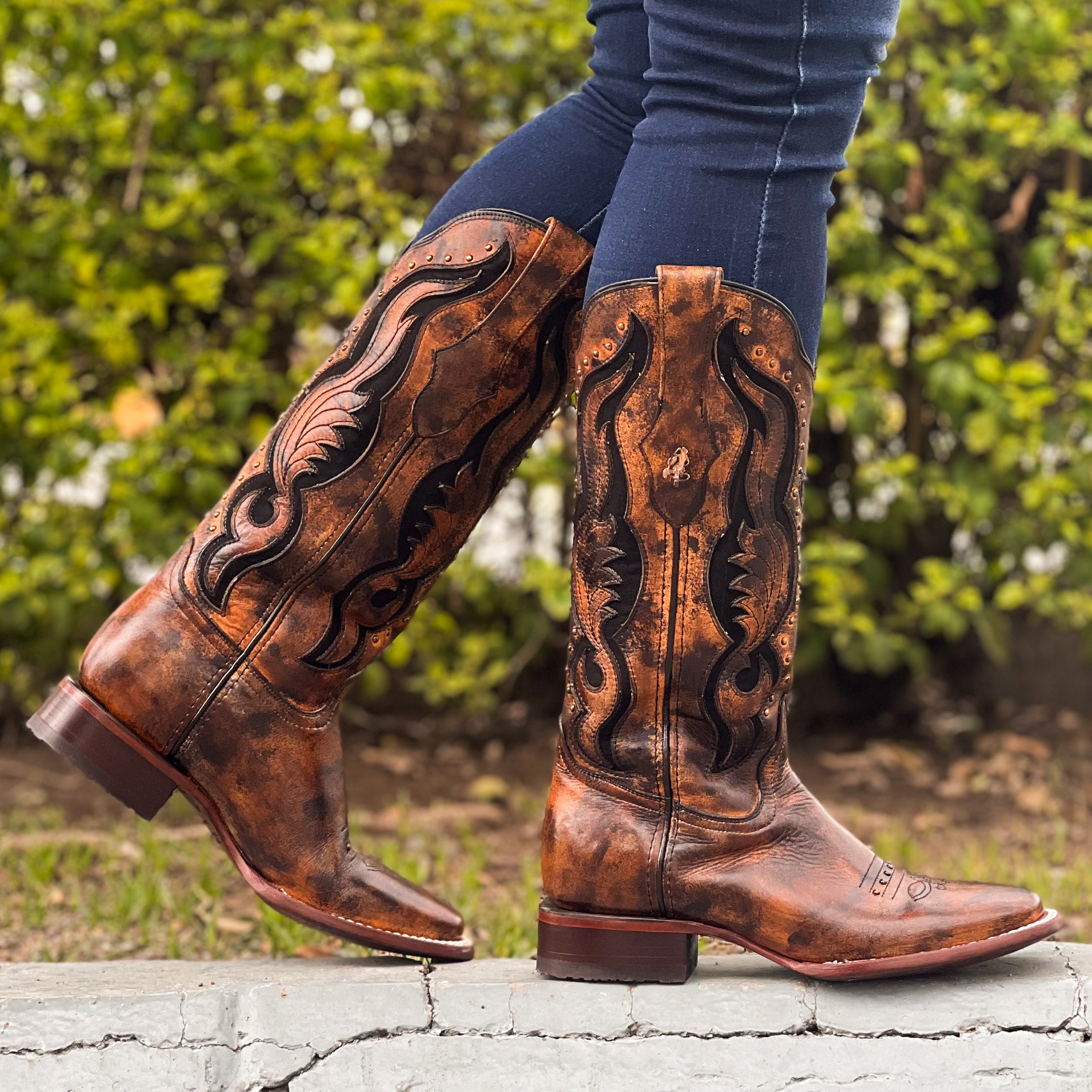 Bota vaquera para dama de piel modelo Dolly