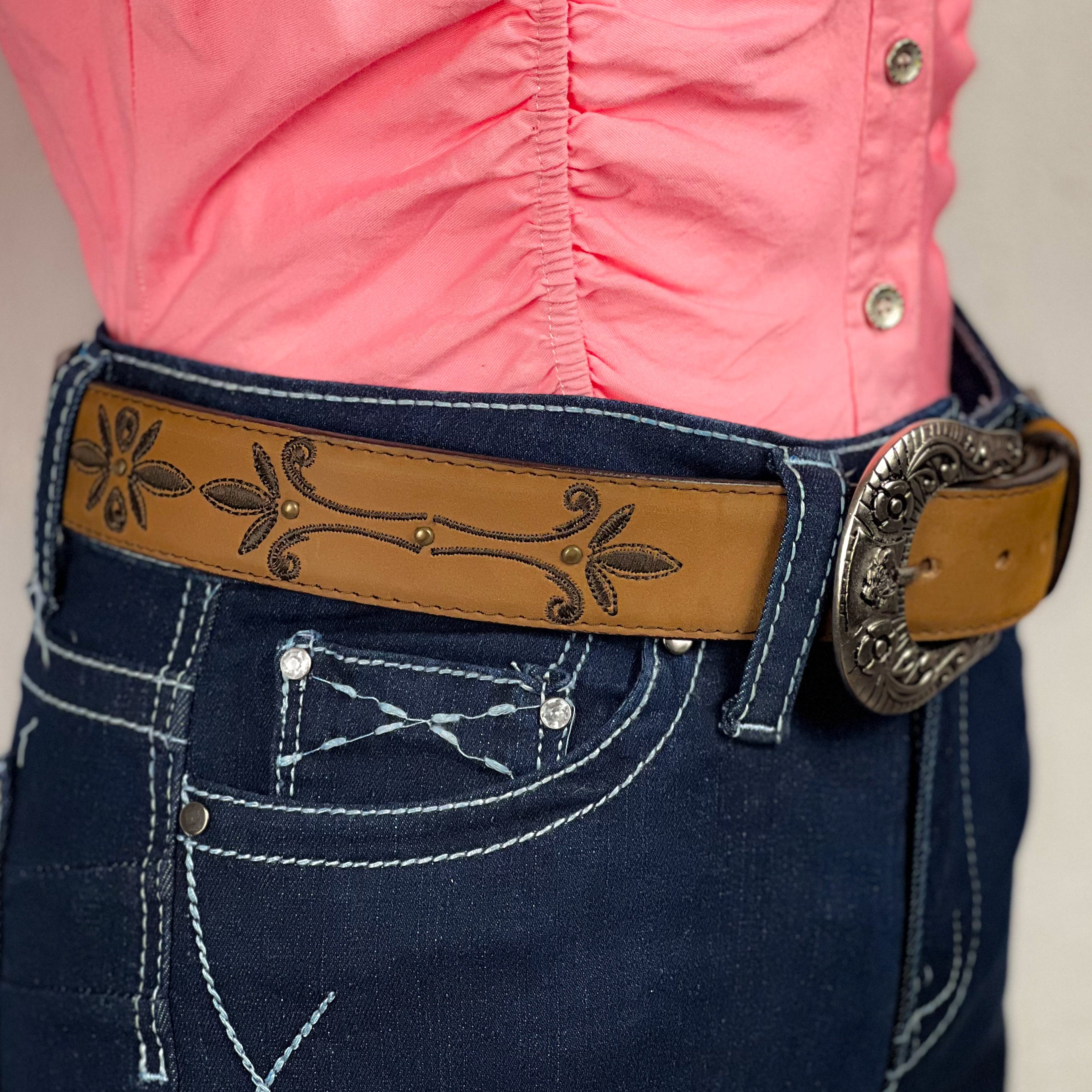 Cinto vaquero para dama modelo Bella