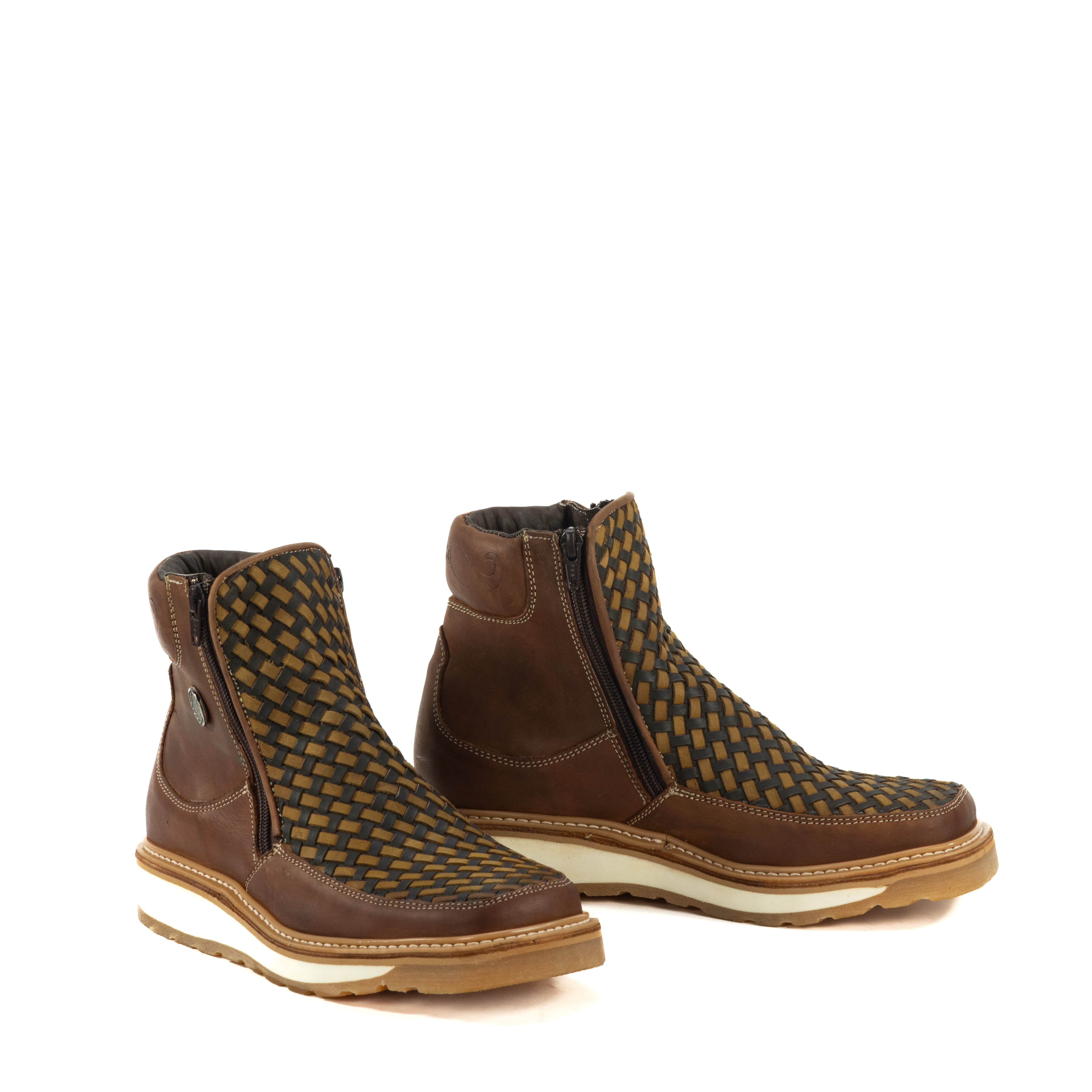 Botin Macho En Piel De Res Petatillo