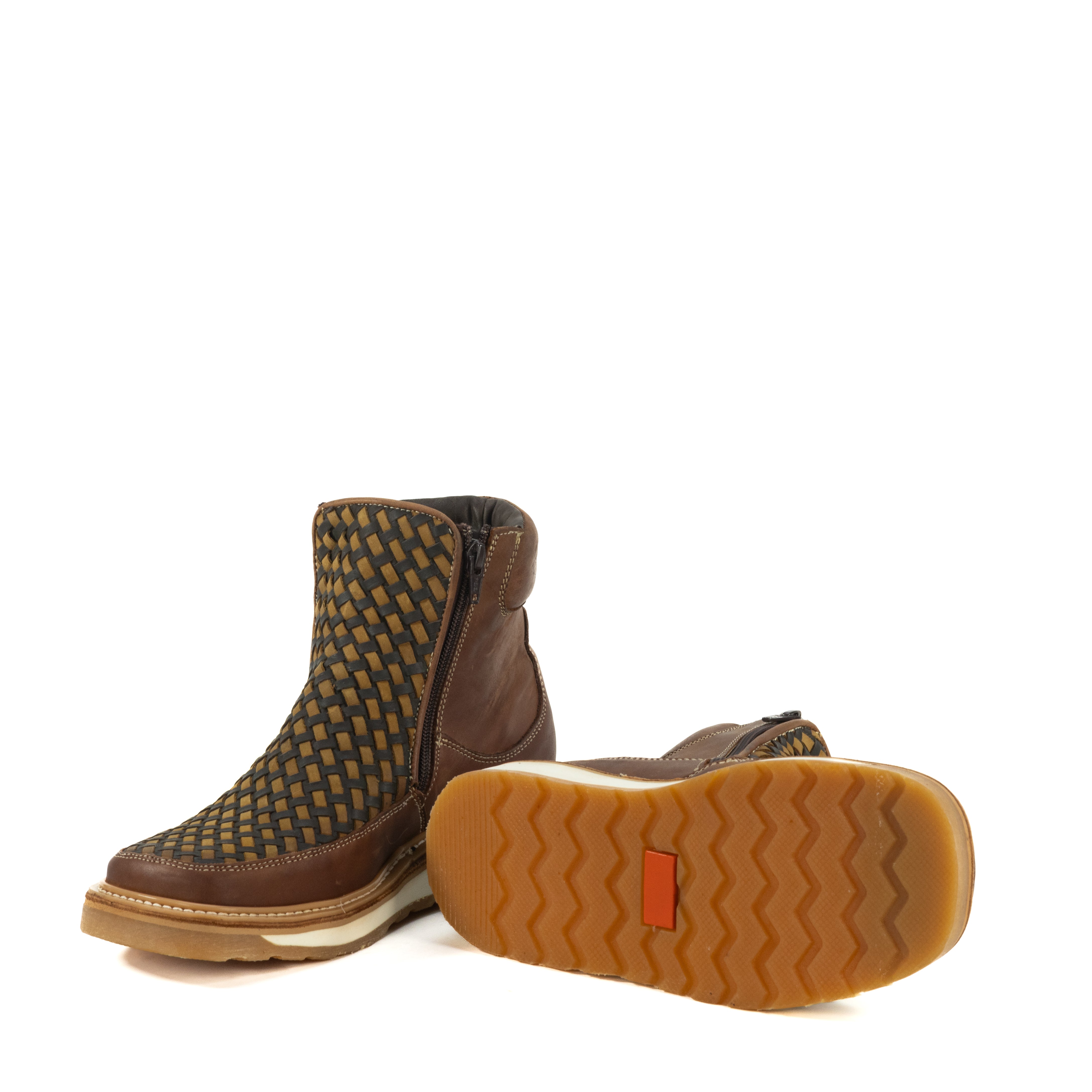 Botin Macho En Piel De Res Petatillo