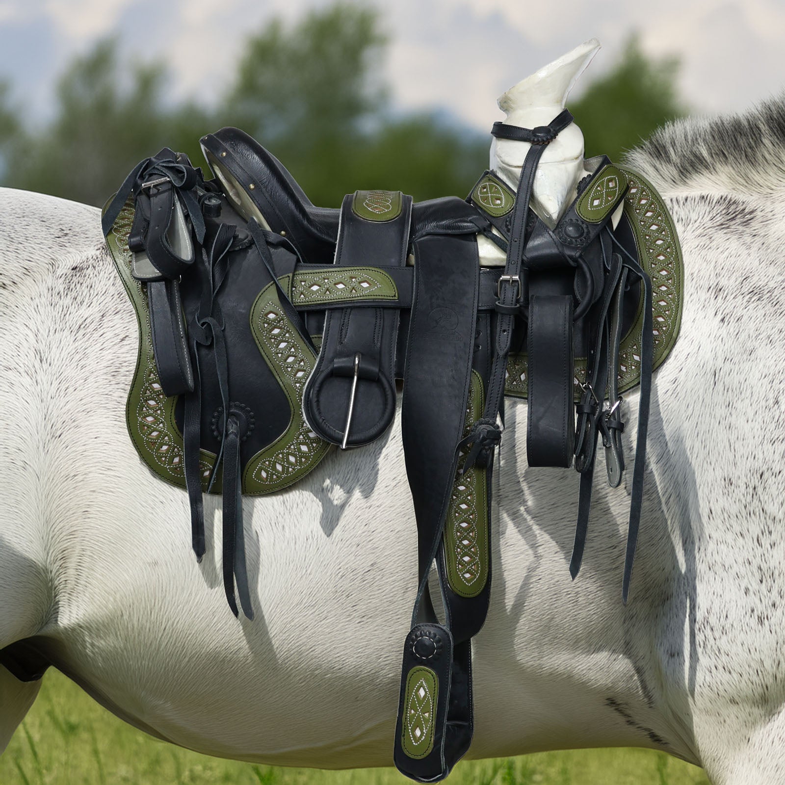 Montura charra fuste natural